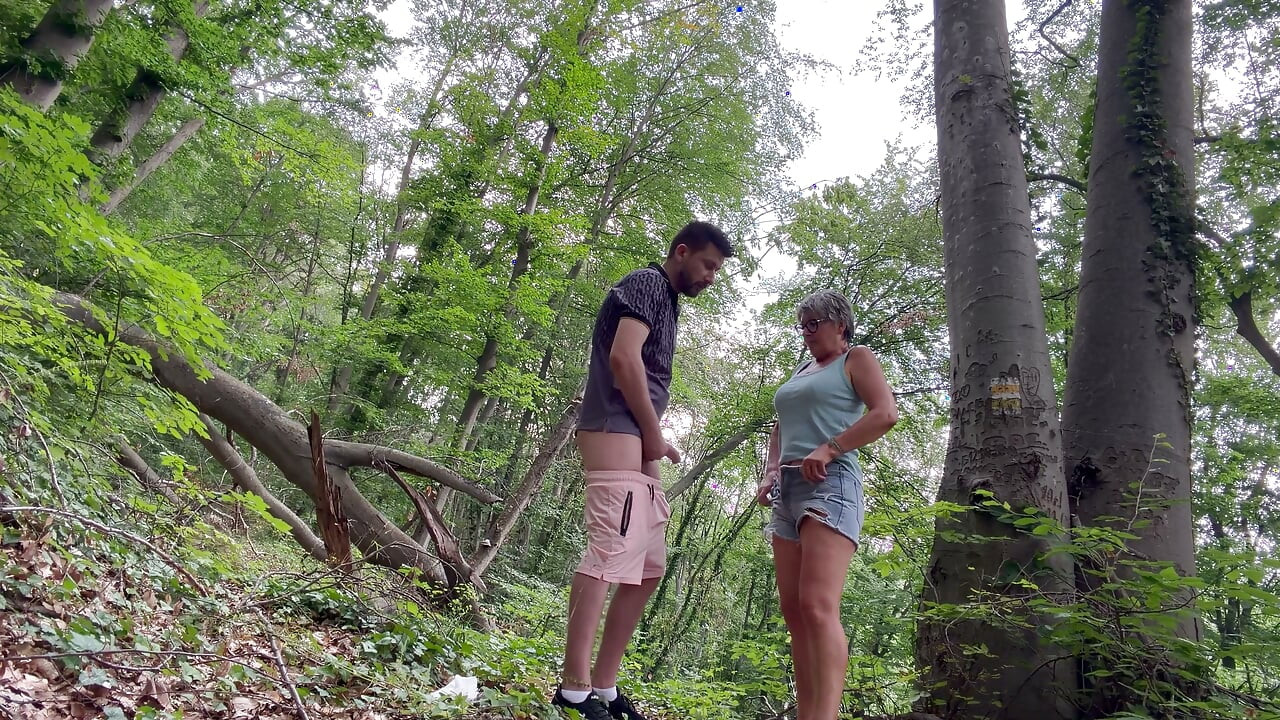 Madam O Outdoor Anal 8 - Her Anus Hurts