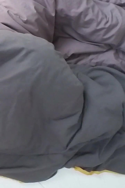 Je Le Laisse Me Baiser À Vide Le Matin Jusqu’à Ce Qu’il Jouisse Profondément En Moi