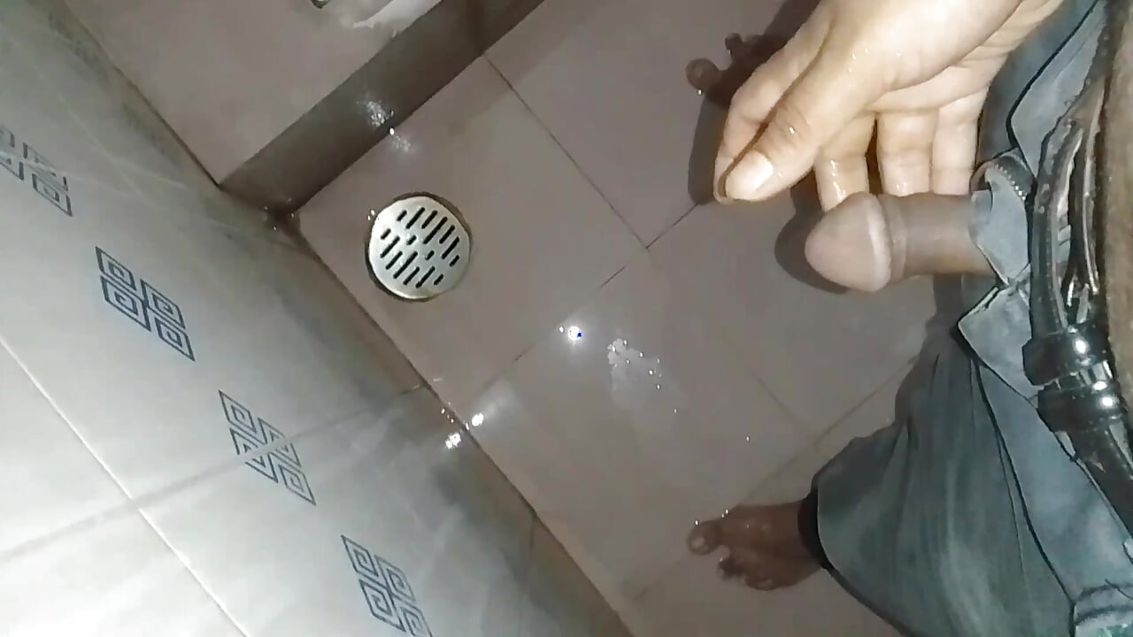 My penis going hot so I giving peace by Ejaculation