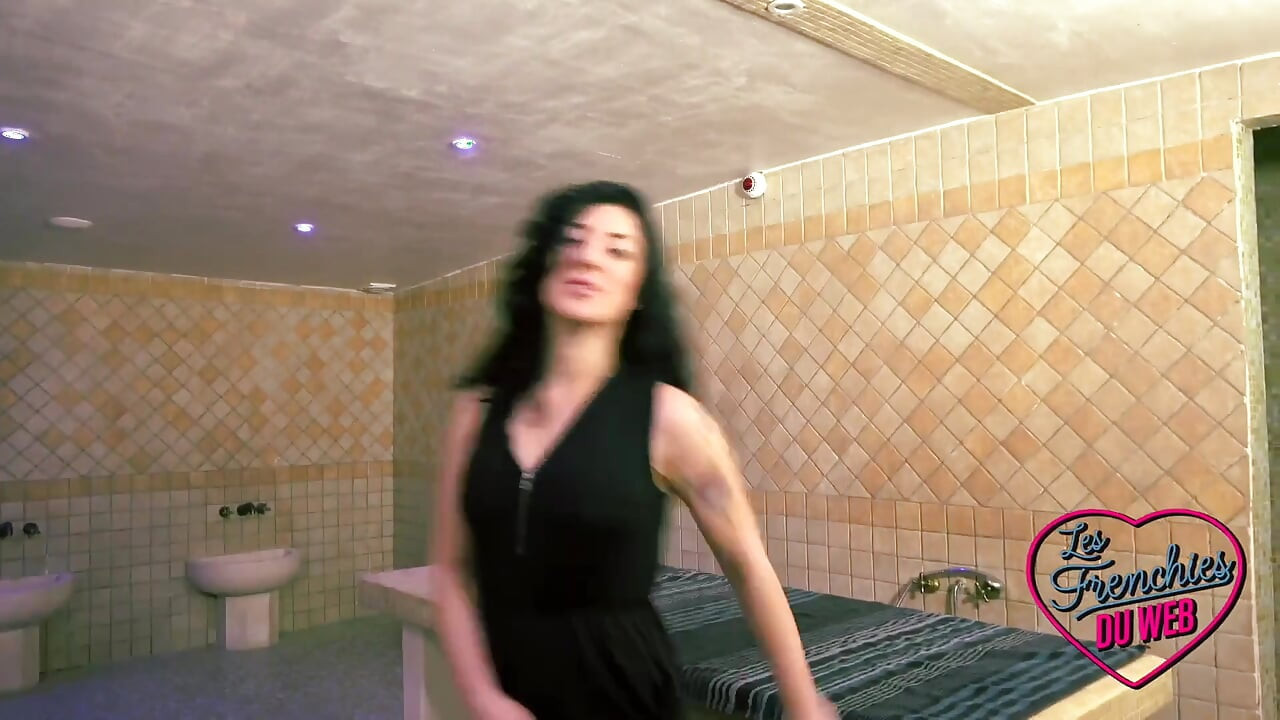 Sabrina, 一个非常热辣的意大利女郎, 阴户非常湿润