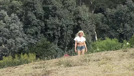 Aughties Outdoor Blow Job