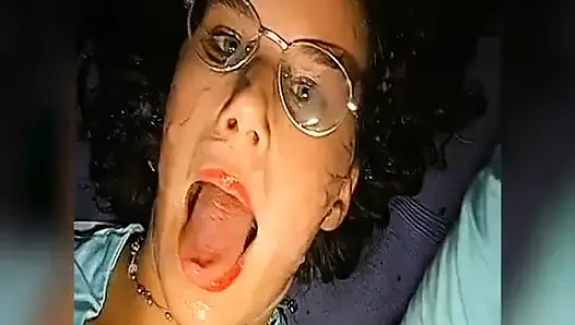 Glasses drenched - cewek nakal dicrot di muka dan dicrot sperma tanpa henti