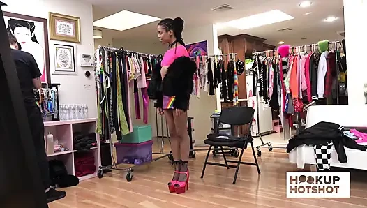 Bts - güzel Kira Noir götünü Bryan Gozzling'e azdırıyor!