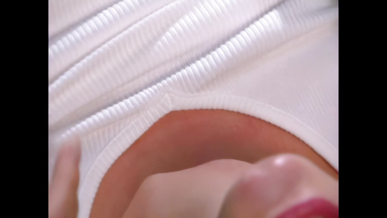 Lea De Mae: Fick Zuerst Meine Muschi, Dann Meinen Kleinen Arsch...