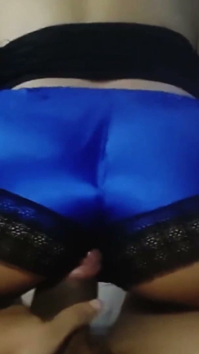 MY SISTER-IN-LAW ARRIVES VERY HOT TO GIVE ME A BLOWJOB AND ENDS UP RIDING MY COCK UNTIL I CUM | Clip 1
