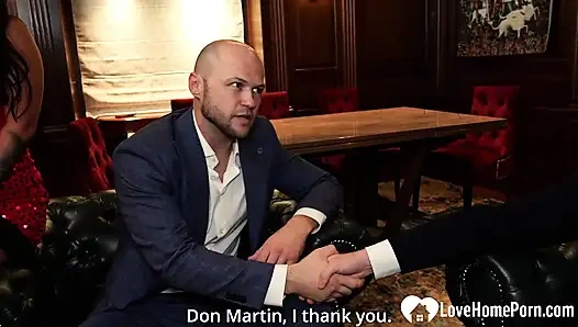 Mein freund und ich ficken eine atemberaubende brünette