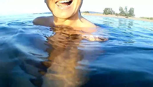 Luna sucks her mouthpiece underwater before getting fucked