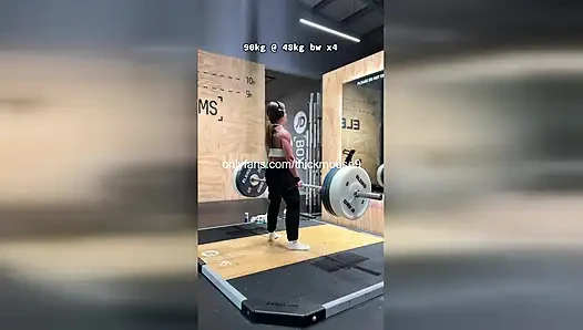 Ngentot pacar sahabatku
