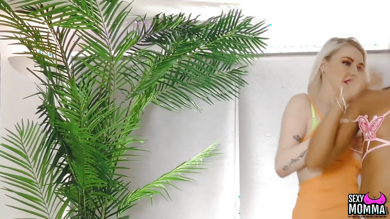 Lara และ Lou เรียนรู้วิธีการเข้ากัน!