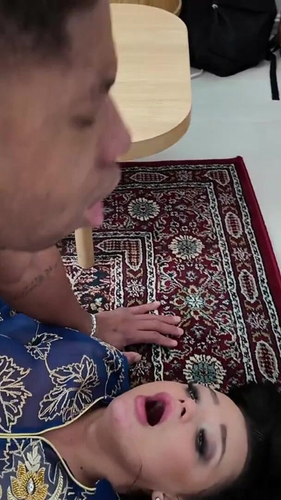 Arabische verheiratete milf hart von großem schwarzem schwanz gefickt | Clip 2