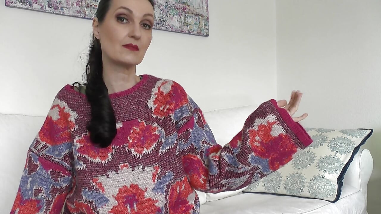 4 ngày trước đám cưới của bạn: Cuộc gặp gỡ cấm kỵ - Xịt lên áo len của tôi, Lady Victoria Valente