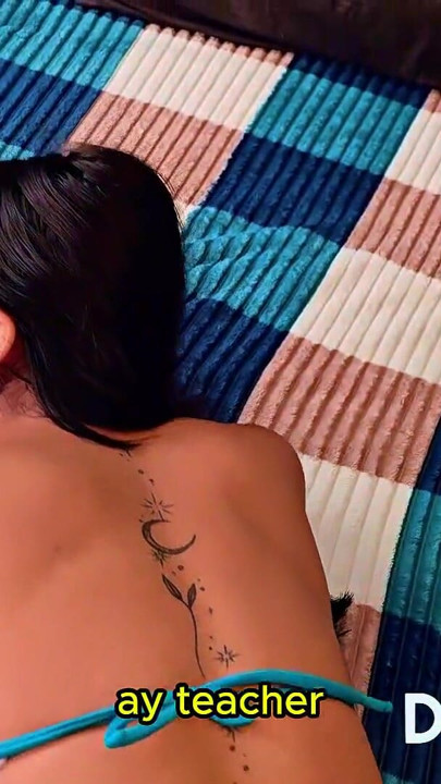 Bir kızı yüzme dersi vermeden önce götten sikiyorum | Klip 3