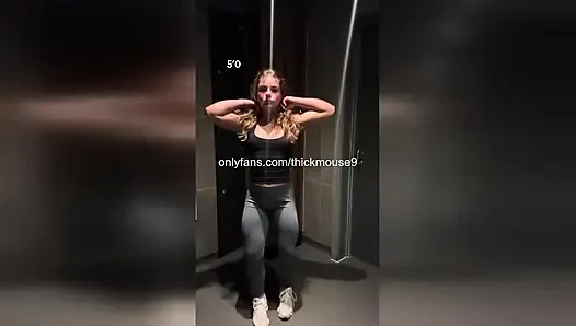 Tiktok canlı grup seks: 18 yaşındaki bakire kurban