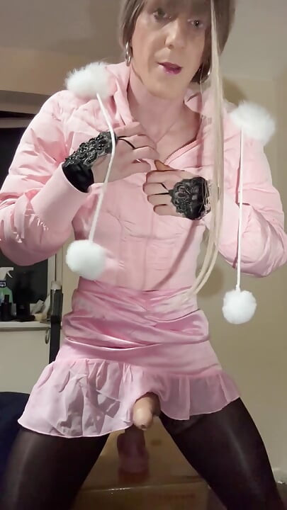 Jess Silk ขี่ดิลโด้