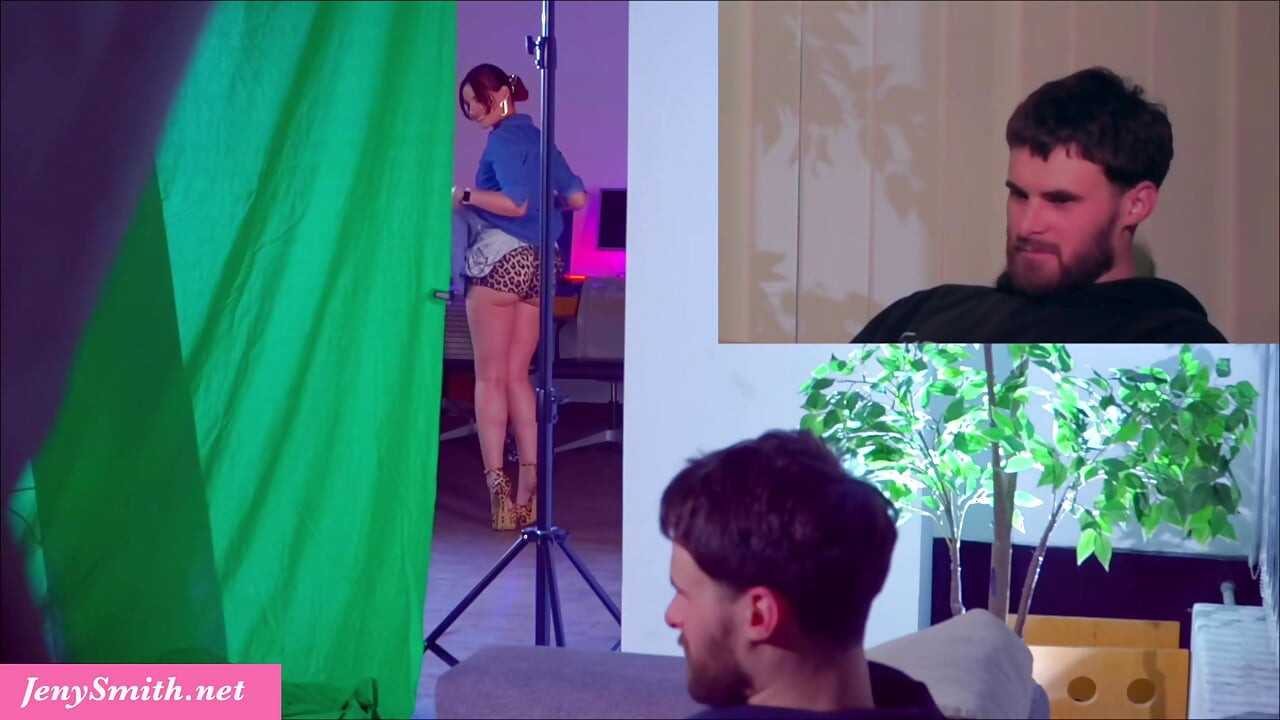 Jeny Smith played a prank on a stranger and then asked him to go backstage