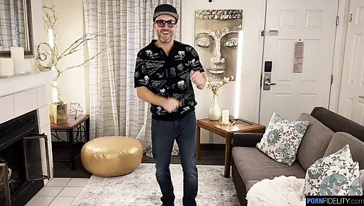 Ultimate Cougar Jordan Maxx