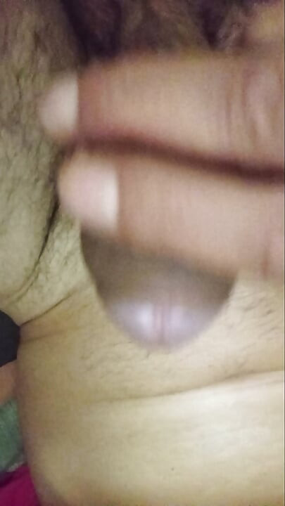 Girls, who wants to caress a beautiful with an open head and a sip of delicious cum!?