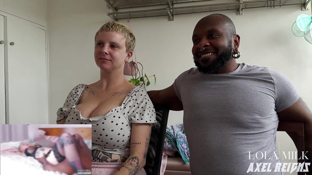 Sledování našeho porna část 2 - Lola Milk X Axel Reigns