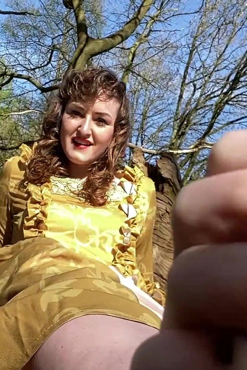Vivienne Lamour - You Lucky Lucky Boy