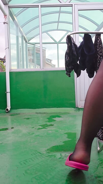 pantyhose peehole
