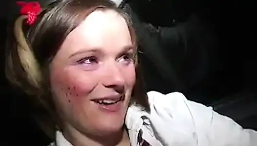 Siswi nakal ini diento gaya doggy habis-habisan