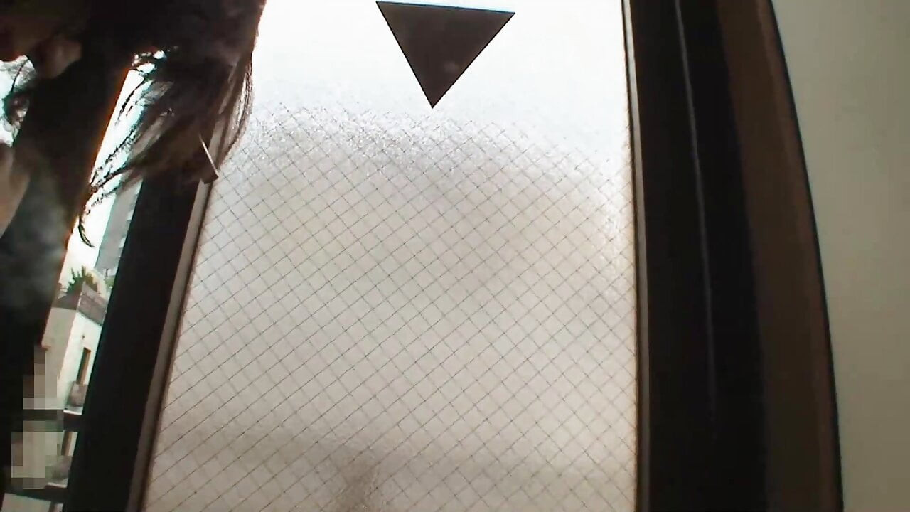 Japanese milf loves ceampie: filled with cum
