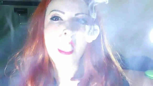 Sexy goddess Alexxya smoking her pipe