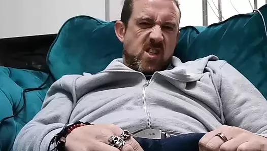 Yakışıklı adam mastürbasyon kapalı