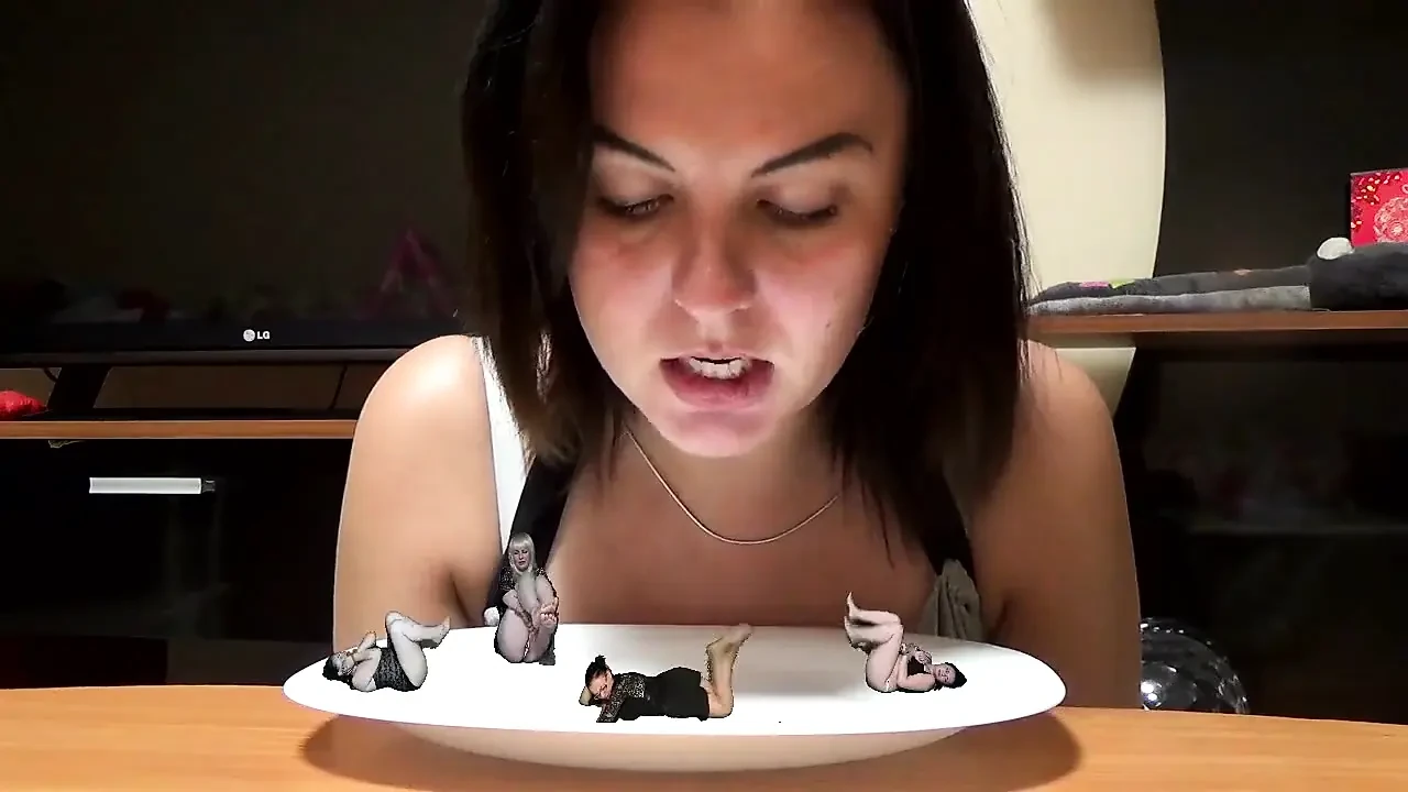 我要吃4个女孩妈的美味!