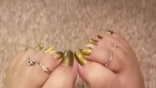 Sexy feet lightskin toe play in mirror