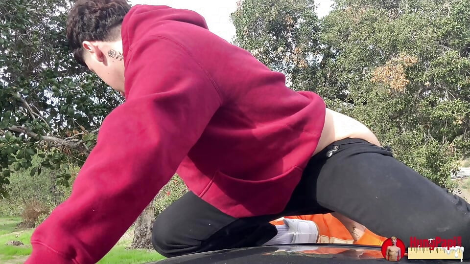 Twink koji razmnožava veliki kurac Hung Papi Cum Load Hungpapi