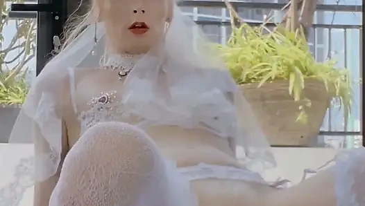 Bride Cumshot by Anal Fuck