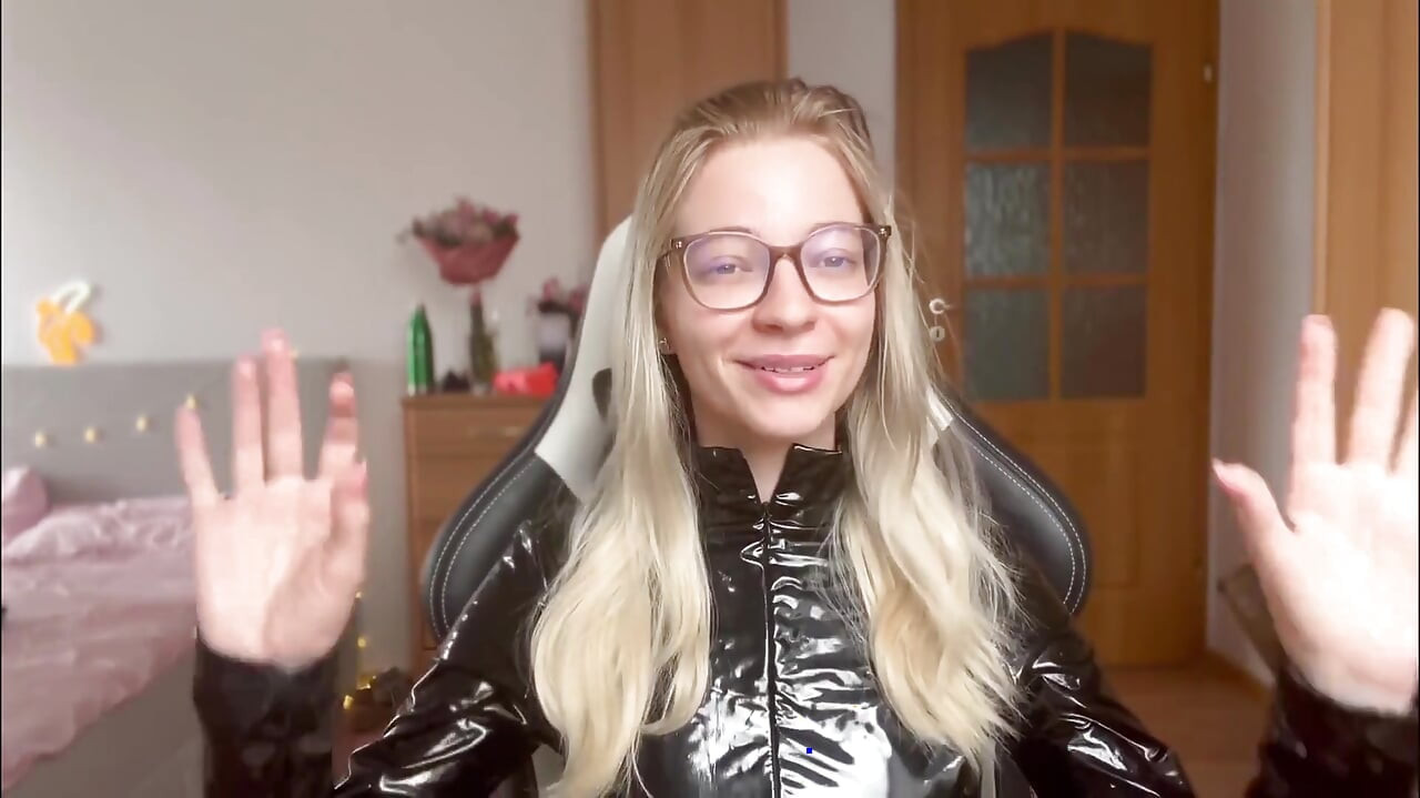 Tất cả những gì bạn cần biết về tôn sùng latex (pvc, da)