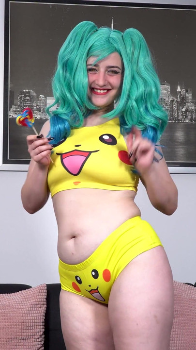 Slutty Hentai BBW Rada Brewer Shakes Her Big Fat Ass for You