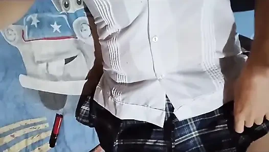 Ich masturbiere mit meinem köstlichen spielzeug (echt selbstgedreht)