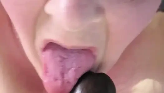 Sucking the Tip Got Her Way More Cum Grips