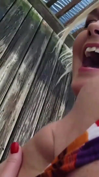 से महाकाव्य पल "सब कुछ सार्वजनिक रूप से दिखा रहा है"