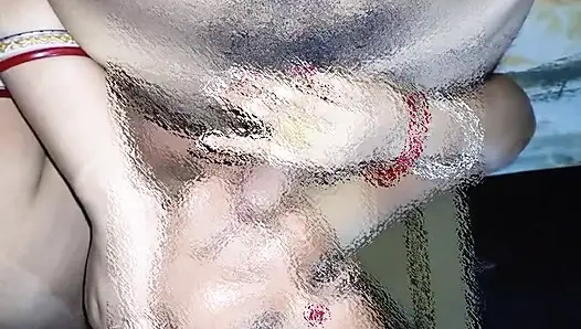 Bhabhi ko land chuswaya