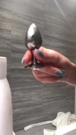 PERFECT GIRL BODY SHOWER