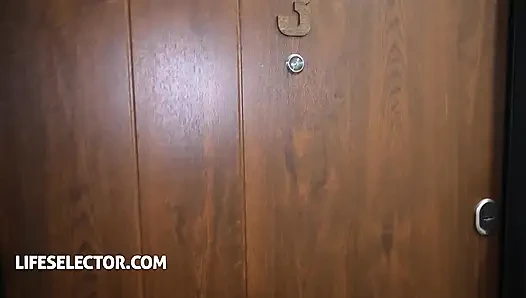 Hari yang Membangkok dan Kotor Bareng Si Cantik Solazola