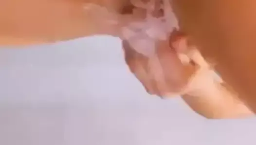 Sheyla Rojas rubbing her pussy