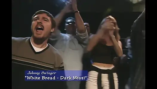 Stöhnende schlampe reitet harten schwanz