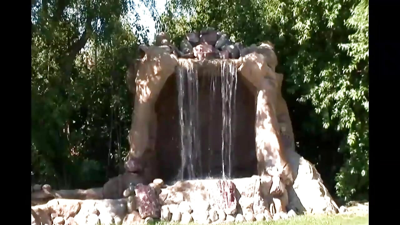 "J'adore ta grosse bite en moi !"