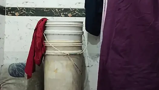 Priya bhabi tam açık vücut egzersizi