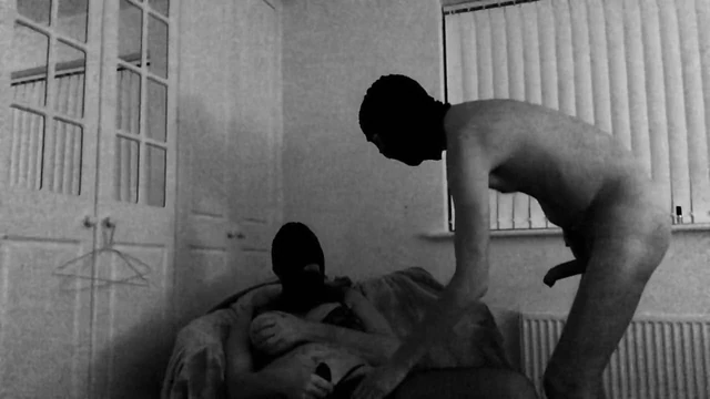 U.K. Amateur Slut - Dildo