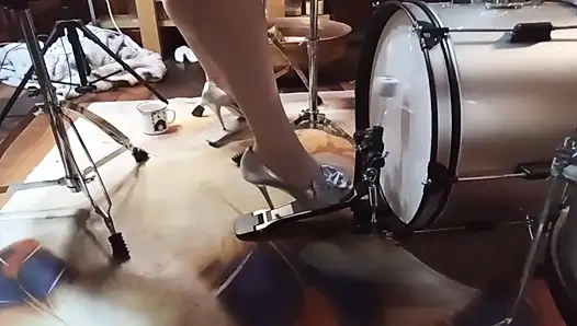 Drumming in High Heels