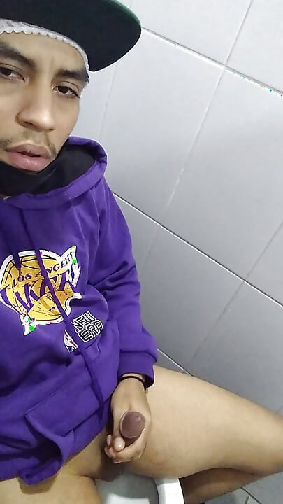 J’aime vraiment imaginer qu’une femme sexy danse à côté de moi