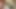 زوجة ساخنة مرنة في المطبخ تقوم بتدريب رياضي في المنزل عن طريق فتح ساقيها وخلع سراويلها الداخلية تحت تنورتها القصيرة