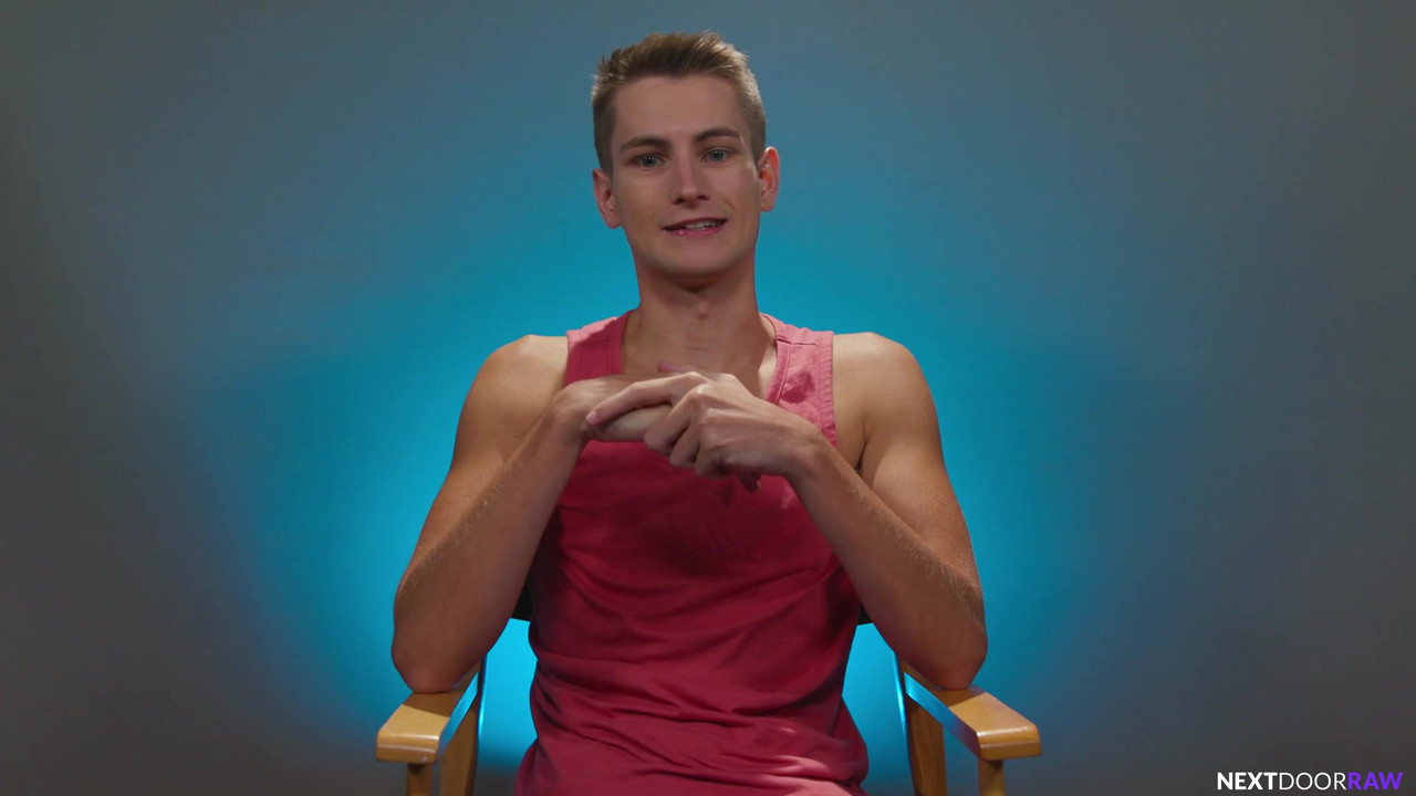 华丽的twnk性感翻转乱搞现实生活中的tatted BF大屁股