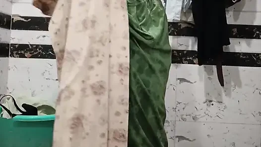 Priya si kakak ipar india lagi pamer tebalnya